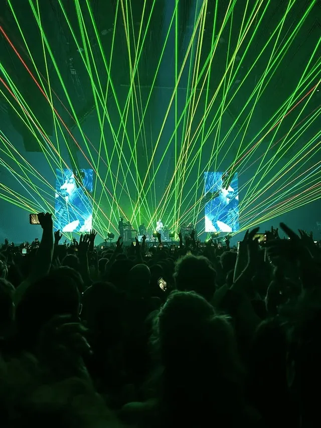 Professional laser show for events and festivals